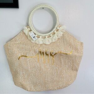 Chic Beige Tote with Gold Accents